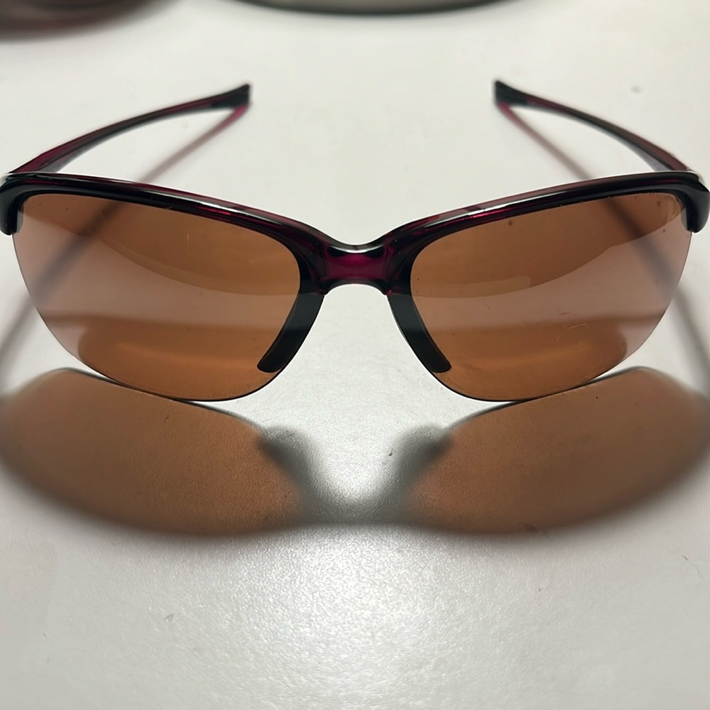 🌻Oakley Women's Unstoppable Semi-Rimless Polarized Sunglasses Size M
